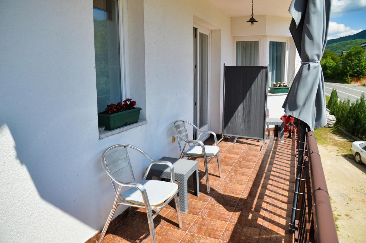 יאיצי Guesthouse Marivo מראה חיצוני תמונה